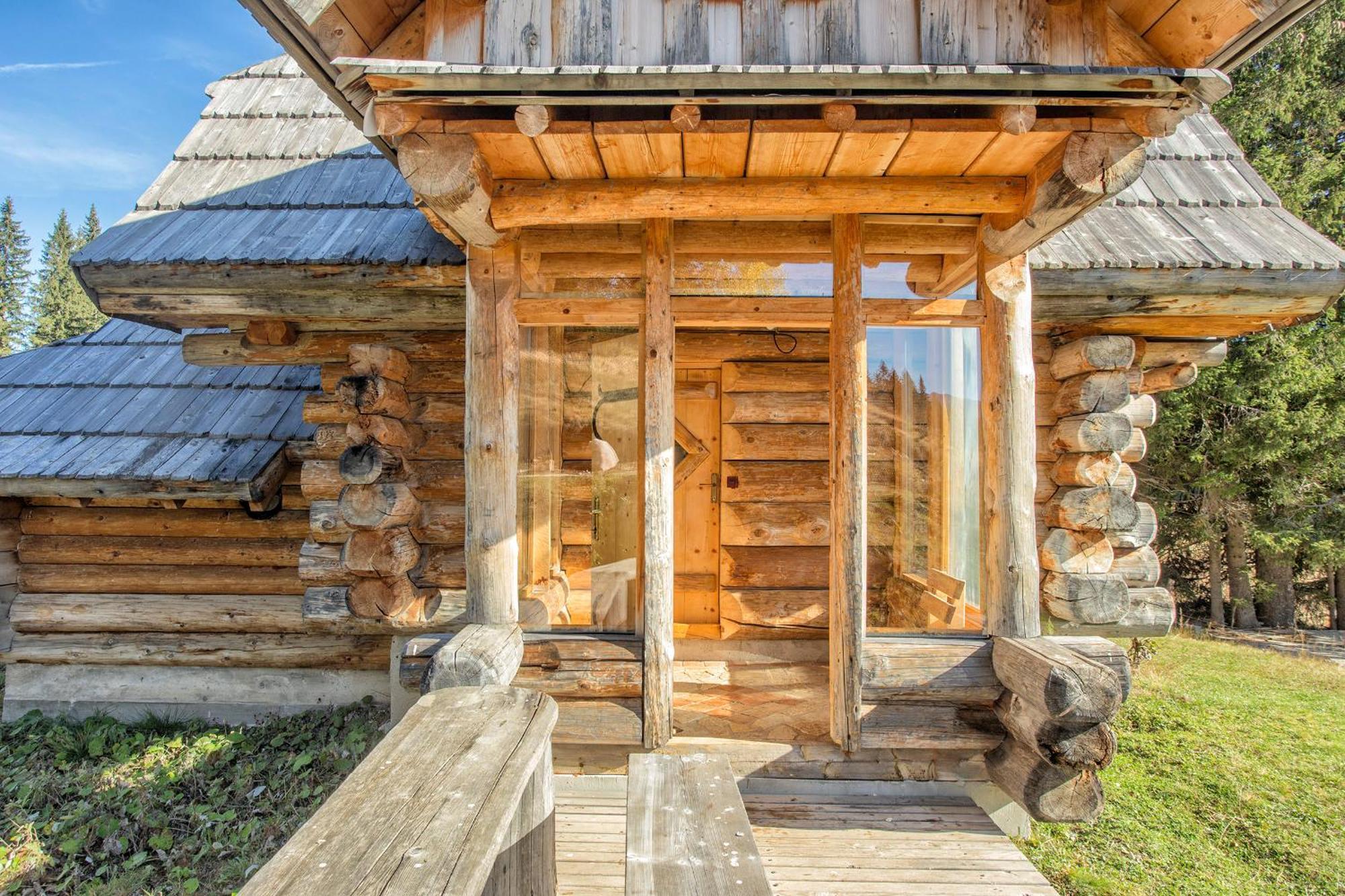 Nadgora Lodge *